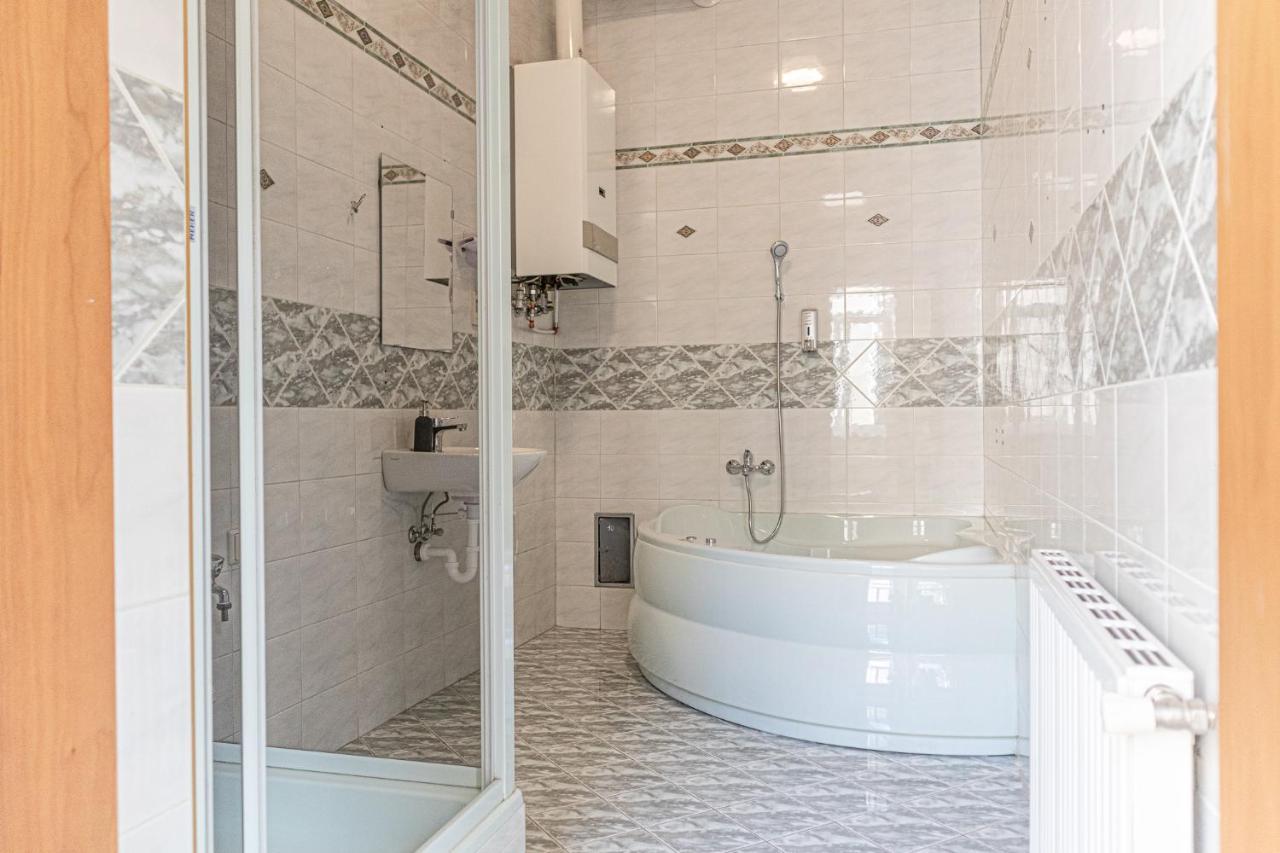 Brilliant 2Br Apt. Near Akh-Hospital Daire Viyana Dış mekan fotoğraf